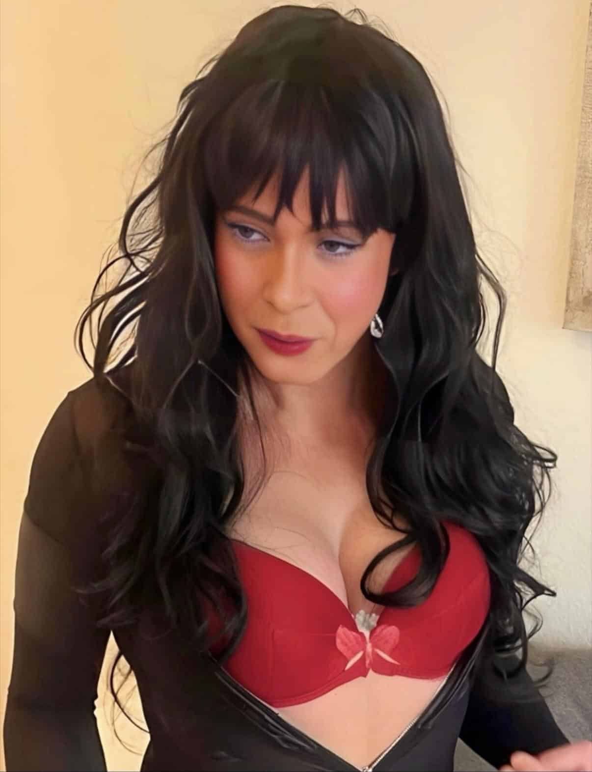 אמנדה TS – ברזילאית לטינית עם יופי ייחודי